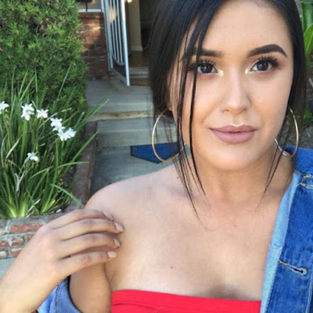 Meet your Posher, Ariana